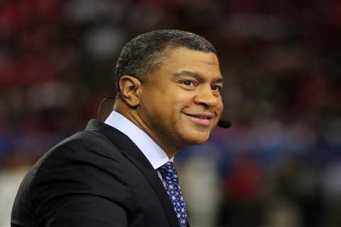 ESPN letting ‘SportsCenter’ anchor Stan Verrett go after 25 years