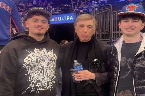 Marv Albert is taking in the drama of Knicks playoff run in MSG appearance