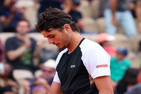 Taylor Fritz, top-seeded American, stunned in first round of French Open