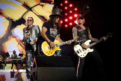 Guns N’ Roses Pay Tribute to Late New York Dolls Singer David Johansen With Live Debut of ‘Human..
