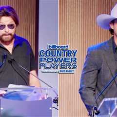 Riley Green Accepts the Groundbreaker Award From Ronnie Dunn | Country Power Players 2025