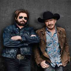 Top 5 Moments From CMA Fest 2025’s Thursday Nissan Stadium Shows: Brooks & Dunn, Riley Green & More