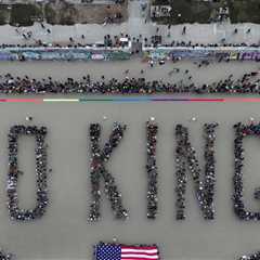 Jimmy Kimmel, Kerry Washington Among Stars at 'No Kings' Protests