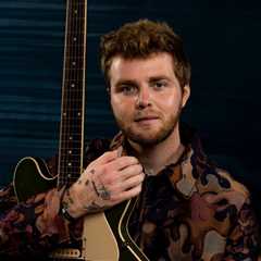 Alex Warren’s ‘Ordinary’ No. 1 on Global Charts, j-hope & GloRilla’s ‘Killin’ It Girl’ Debuts in..