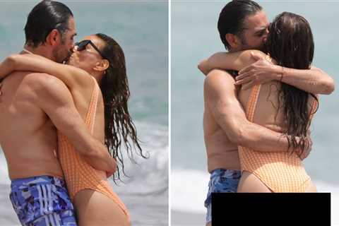 Eva Longoria Shows Off Beach Body in Spain As She Kisses Husband José Bastón