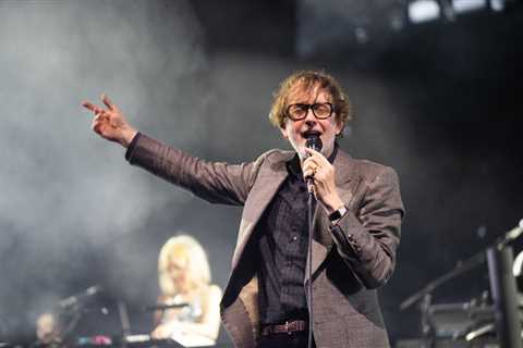 Pulp Score First U.K. No. 1 in 27 Years with Reunion LP ‘More’