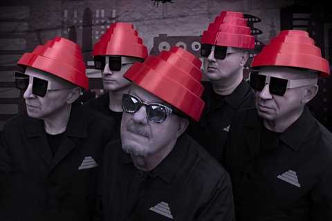 B-52s and Devo Announce Cosmic De-Evolution Joint Fall 2025 North American Tour
