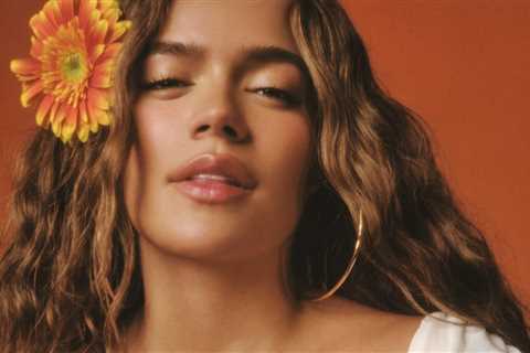 Karol G Breaks Down 5 Essential Songs From New Album ‘Tropicoqueta’