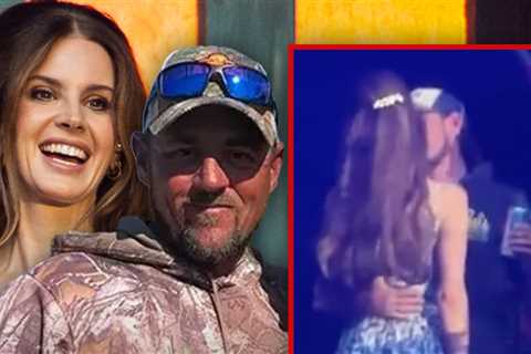 Lana Del Rey Pauses Cardiff Show To Kiss With Husband Jeremy Dufrene