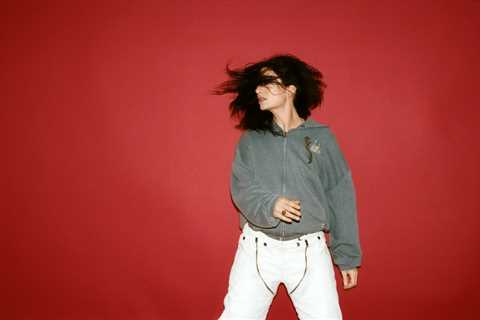 Lorde Summer Is Upon Us As Pop Star Releases Latest Album ‘Virgin’: Stream It Now