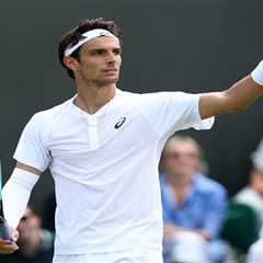 Wimbledon match stopped due to medical emergency in stands