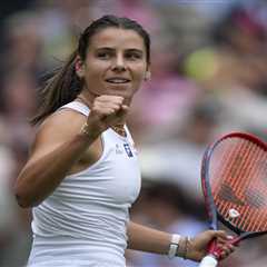 Emma Navarro beats defending Wimbledon champ Barbora Krejcikova in third round