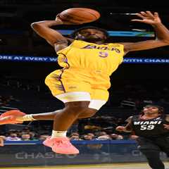 LeBron James needs just two words to hype up Bronny’s thunderous Lakers Summer League dunk