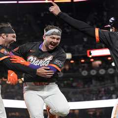 Giants’ Patrick Bailey makes history with game-ending, inside-the-park home run