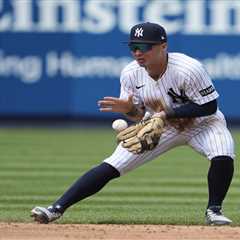 Yankees’ Anthony Volpe now struggling in the field as offensive woes worsen