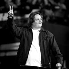 Lewis Capaldi Performs ‘Survive,’ Says Glastonbury Return Was ‘Best Day of My Life’ on..