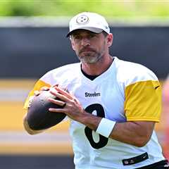 The strange reason some Steelers fans are loading up on Aaron Rodgers shirts