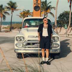 Kapo Shakes Up Latin Albums Charts With ‘Por Si Alguien Nos Escucha’: ‘I Declared That I Was No. 1′