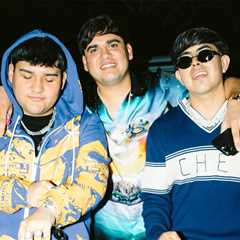 Víctor Mendívil Signs Global Deal With Óscar Maydon’s Rico o Muerto & Downtown Records