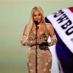 Beyoncé Fan Spooked by Insect Causes Escalator Stampede After Atlanta Concert, Leaving 11 Injured
