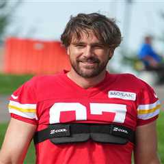 Travis Kelce debuts dramatic haircut at Chiefs training camp: ‘We got the dog back’