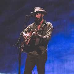 Ray LaMontagne Reflects on 2 Decades of ‘Trouble’