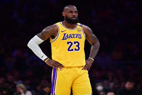 LeBron James downplays visit to Cavaliers’ practice facility as Lakers trade rumors swirl