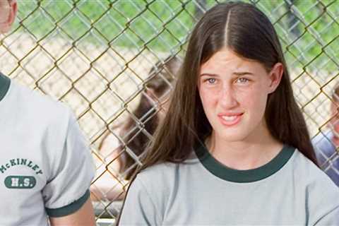 Millie in 'Freaks and Geeks' 'Memba Her?!