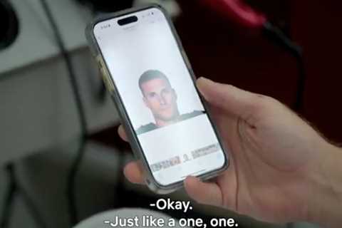 Kirk Cousins has a bizarre way he gets haircuts