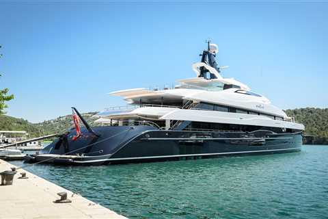 Michael Jordan’s wife sunbathes in a black bikini during lavish European getaway