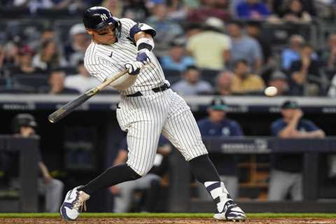 Aaron Judge’s game-ending sac fly leads Yankees to stunning comeback win over Mariners