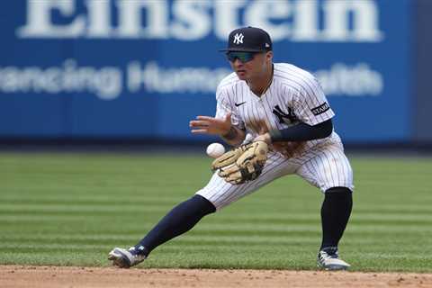 Yankees’ Anthony Volpe now struggling in the field as offensive woes worsen