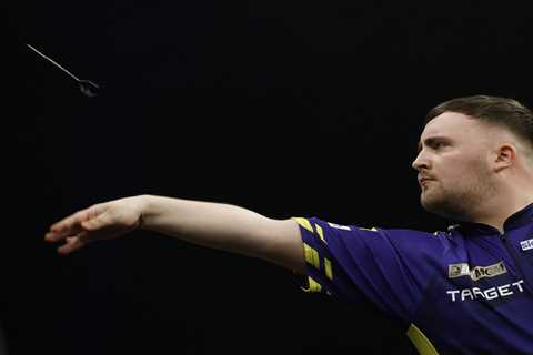 Luke Littler vs. Ryan Searle preview: PDC World Matchplay odds, picks for Sunday