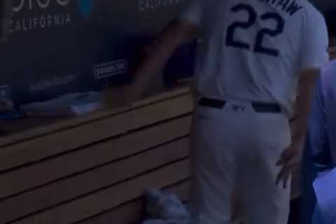 Clayton Kershaw has glove-throwing tantrum, cuts interview short with Dodgers’ frustrations boiling ..