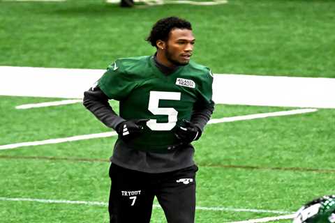 Jets’ journey back to football heaven begins with big-ticket trio