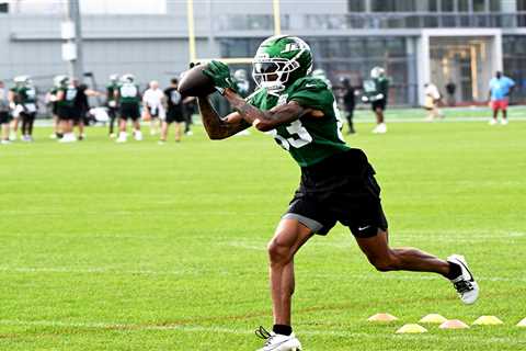 Jets’ Josh Reynolds bests Sauce Gardner with impressive training camp grab