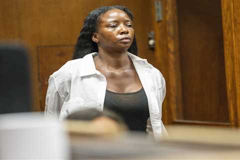 Former pro wrestler Rhaka Khan arrested at her NYC apartment