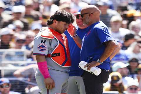 Mets’ Francisco Alvarez avoids  worst after being struck in mask by foul tip