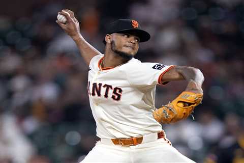 Yankees acquire Camilo Doval from Giants in last-minute trade deadline move
