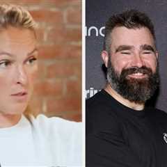 Parents Are Divided Over Kylie Kelce’s Controversial Approach To Her Kids Having Cell Phones, And..