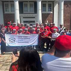 St. James-Smithtown Little League team honored with parade after valiant run in LLWS regional