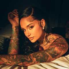 ‘Folded’ Gives Kehlani First Top 10 on Hot R&B/Hip-Hop Songs Chart