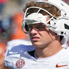 Arch Manning era begins with awful first half as Texas QB Struggles