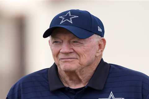 Cowboys fans taunt Jerry Jones with Micah Parsons chants as contract drama festers