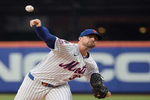 Mets pull Clay Holmes after five as innings count becomes a factor