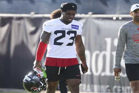 C.J. Gardner-Johnson carted off from practice in major Texans injury concern