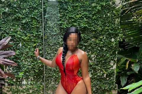 Sexy Stars in the Shower ... Guess the Georgia Peach!