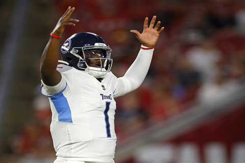 How No. 1 draft pick Cam Ward fared in NFL debut with Titans