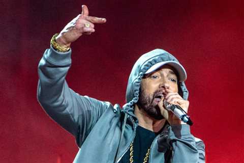 Eminem Takes on Rapping Challenge After Being Told Nothing Rhymes With ‘Silver’