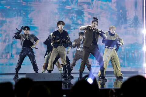 Stray Kids’ Record-Breaking Tour Leads JYP Entertainment Revenue to Surge 126%